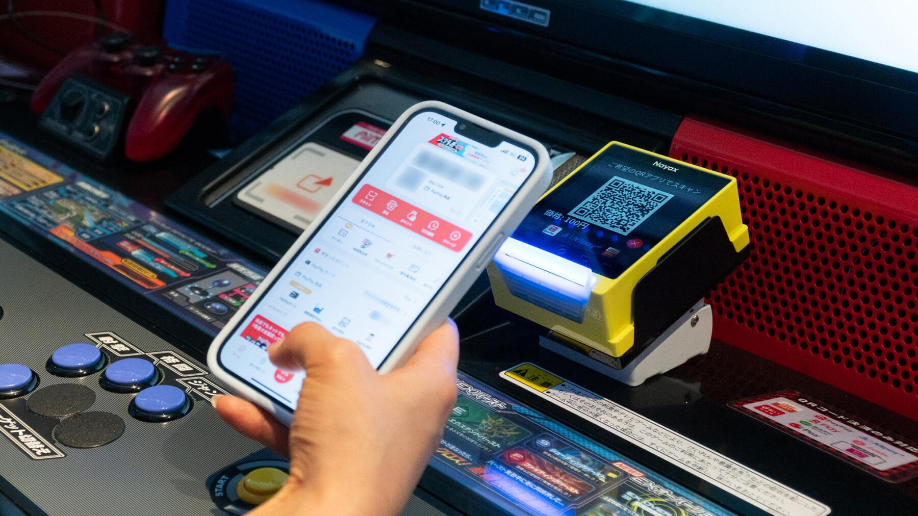 DGFTの共通QRコード決済サービス「Cloud Pay」、「Nayax」が日本市場で展開する自動サービス機向け決済端末に実装